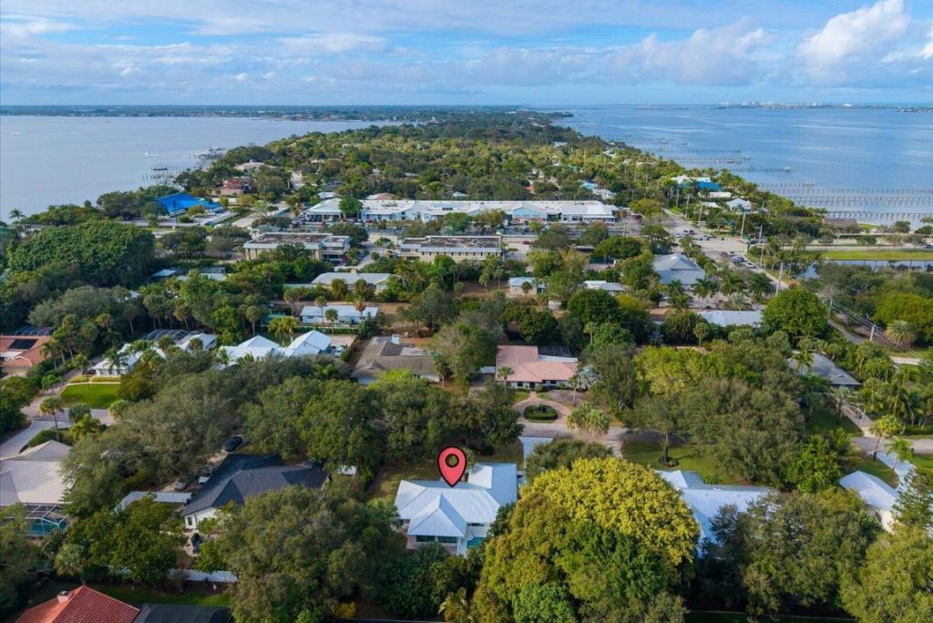 5 Copaire Drive, Sewalls Point, FL 34996 Photo