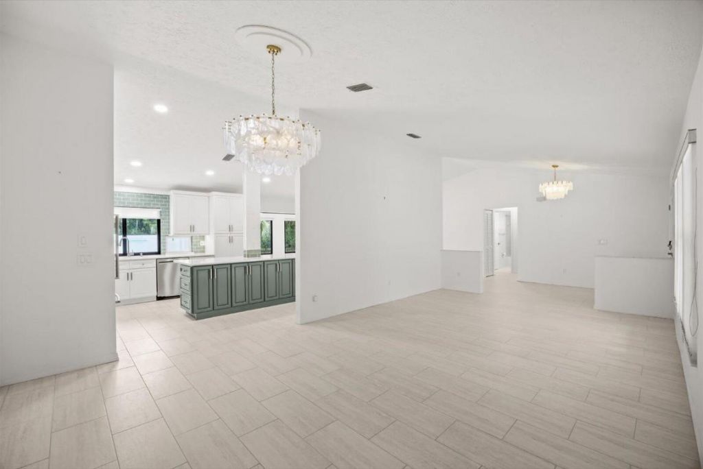 5 Copaire Drive, Sewalls Point, FL 34996 Photo