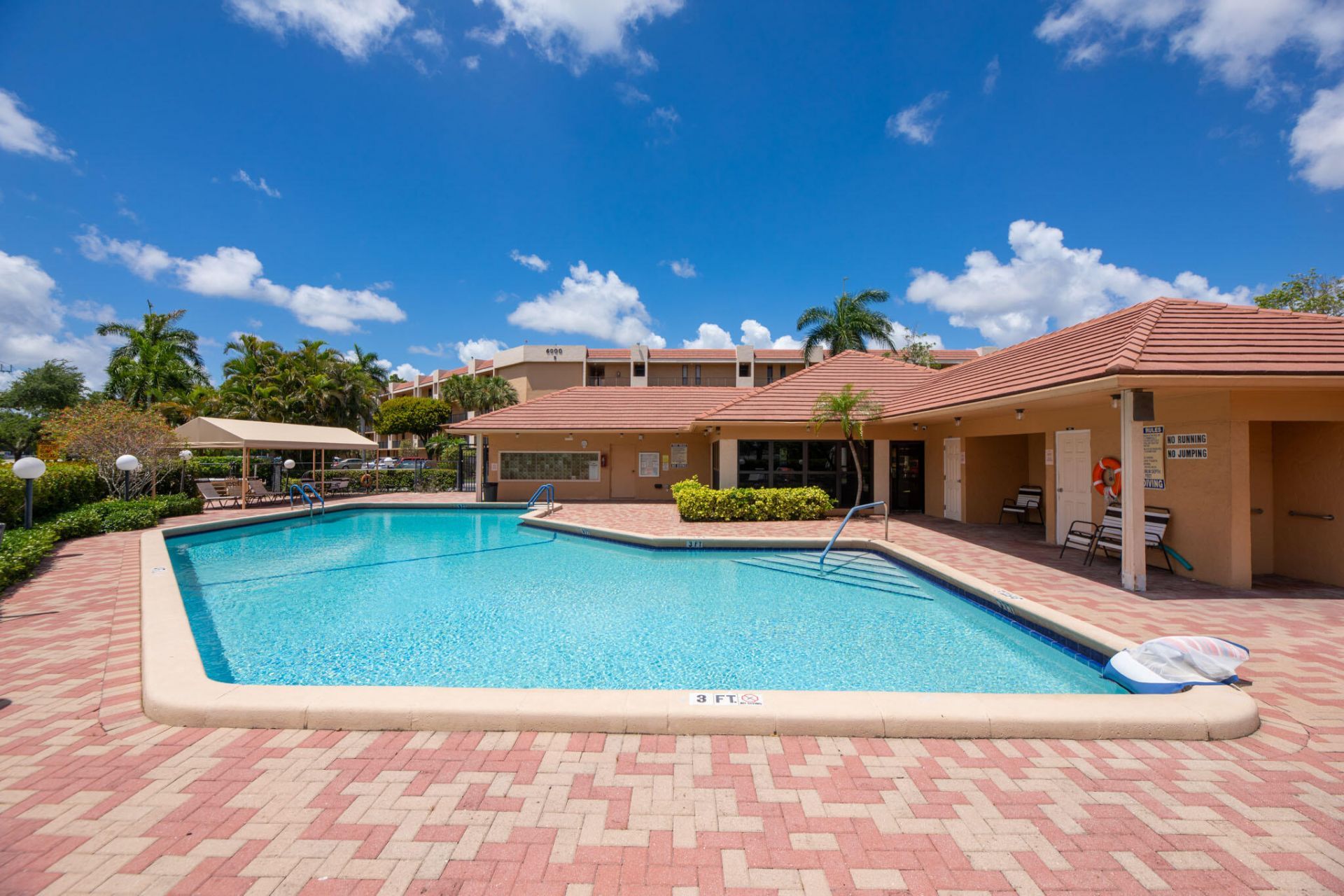 5926 Coral Lake Drive, Unit 302, Margate, FL 33063 Photo