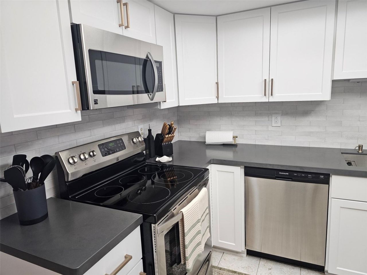 4408 La Jolla Drive, Unit 19A, Bradenton, FL 34210 Photo