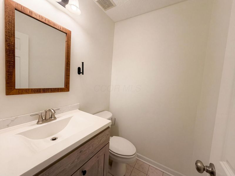 7910 Priestley Drive, Reynoldsburg, OH 43068 Photo 16