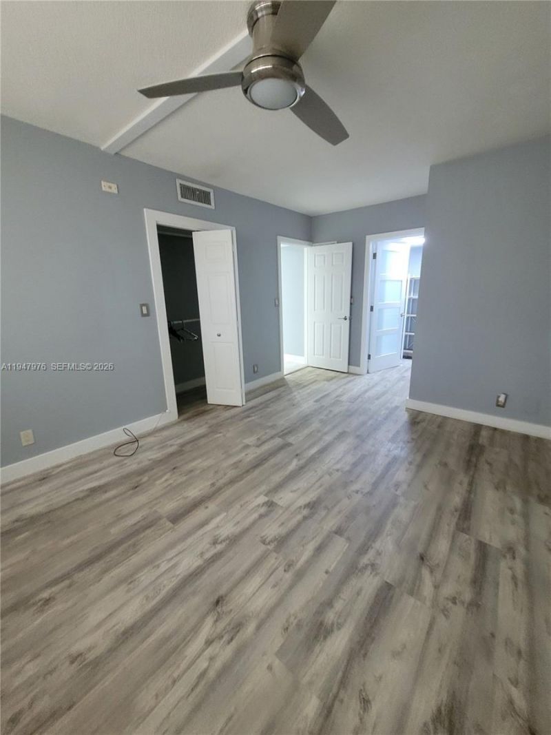 3300 N Palm Aire Dr, Unit 305, Pompano Beach, FL 33069 Photo