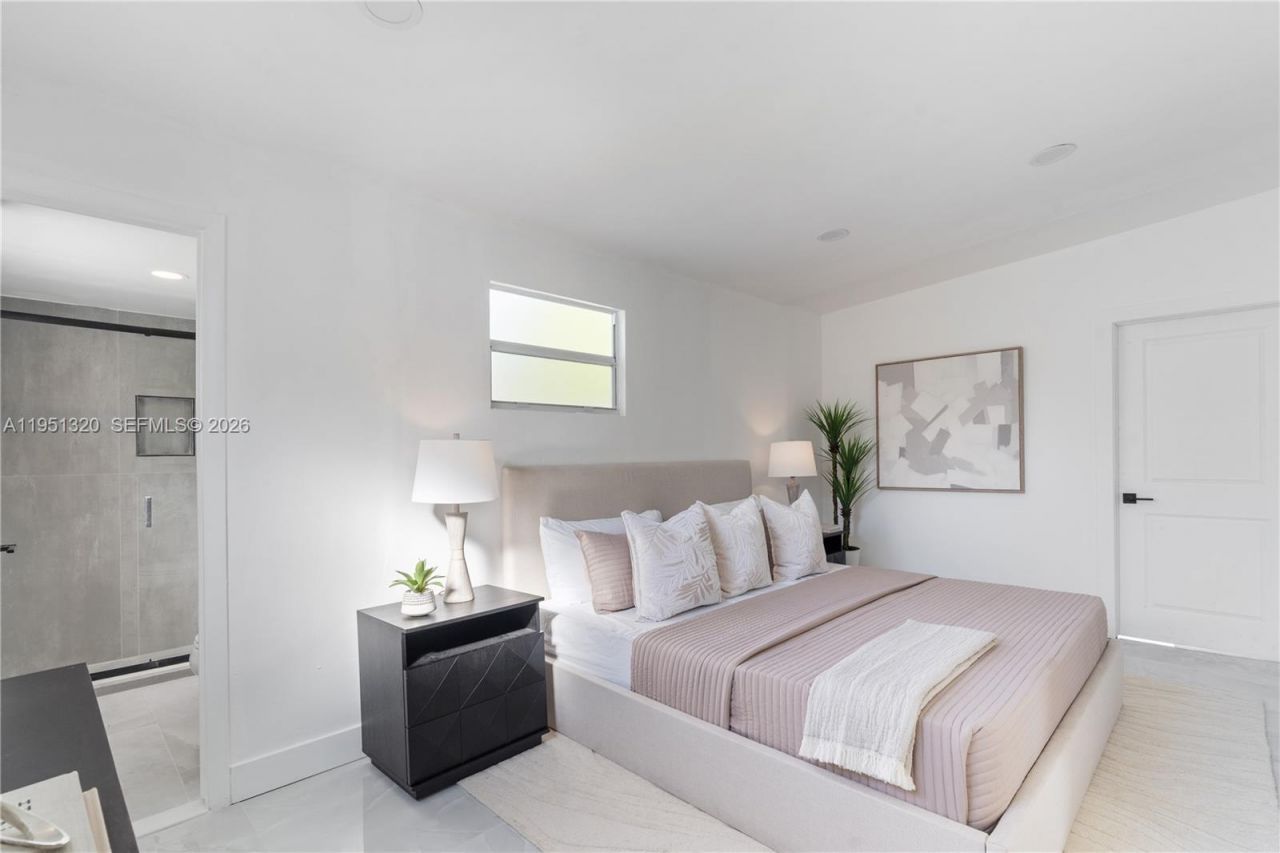 4041 NE 15th Ter, Pompano Beach, FL 33064 Photo