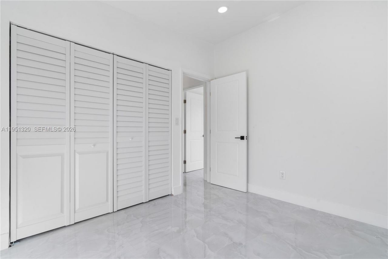 4041 NE 15th Ter, Pompano Beach, FL 33064 Photo