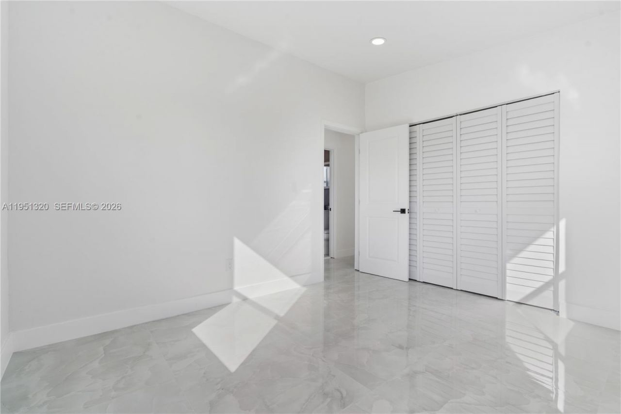 4041 NE 15th Ter, Pompano Beach, FL 33064 Photo