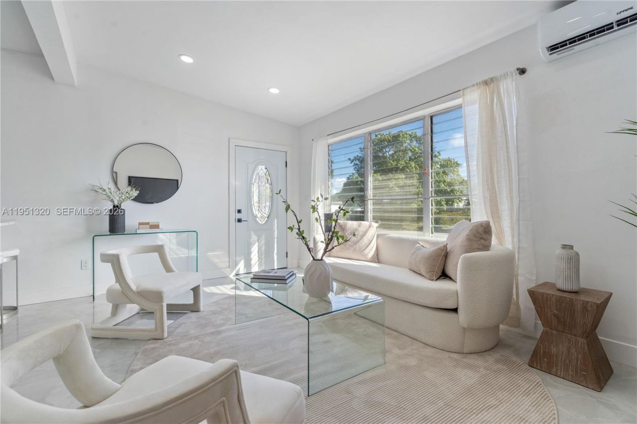 4041 NE 15th Ter, Pompano Beach, FL 33064 Photo