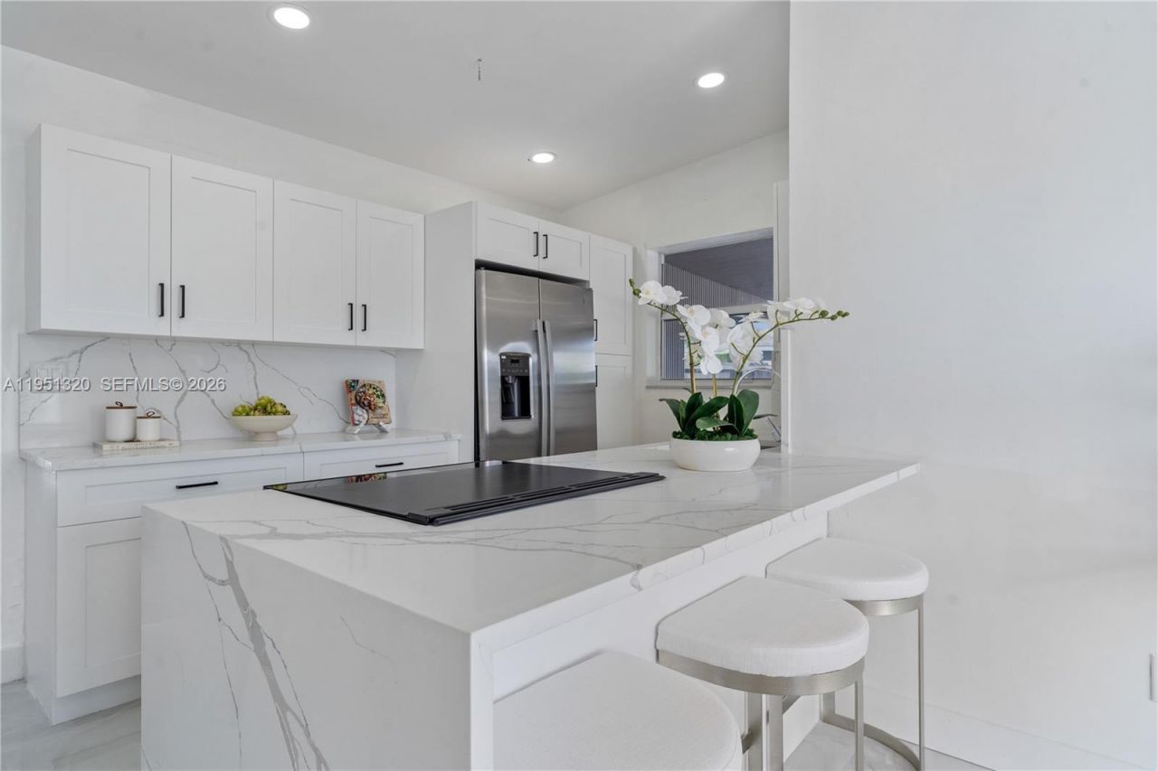 4041 NE 15th Ter, Pompano Beach, FL 33064 Photo