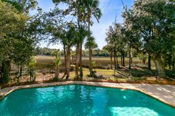 2745 Oak Manor Drive photo 4