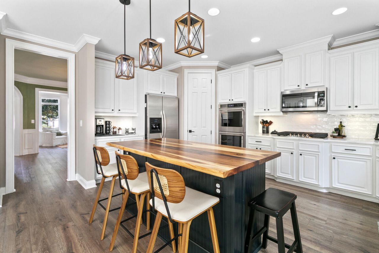 2745 Oak Manor Drive Photo 22