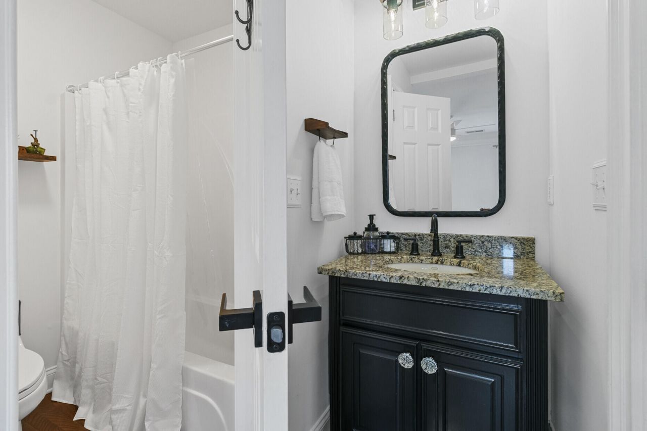 2745 Oak Manor Drive Photo 47