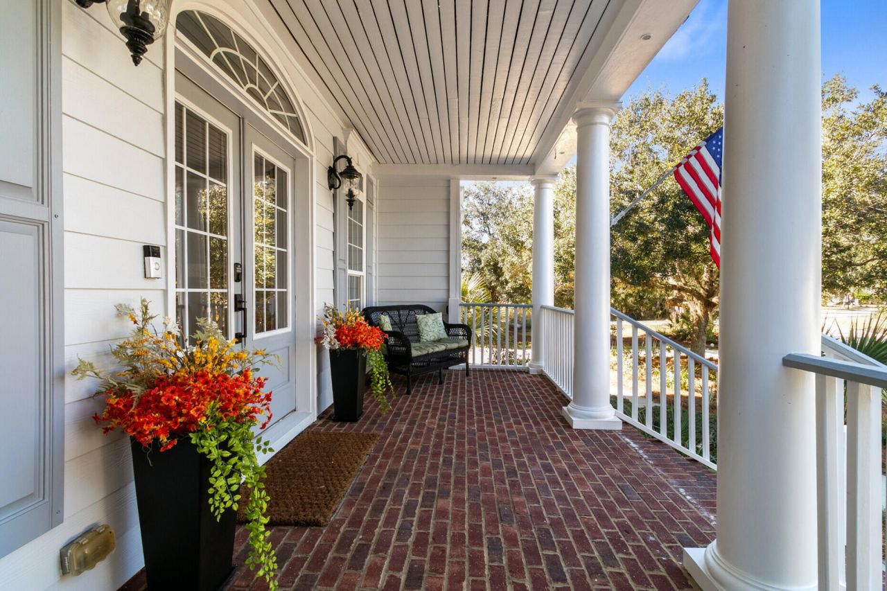 2745 Oak Manor Drive Photo 8