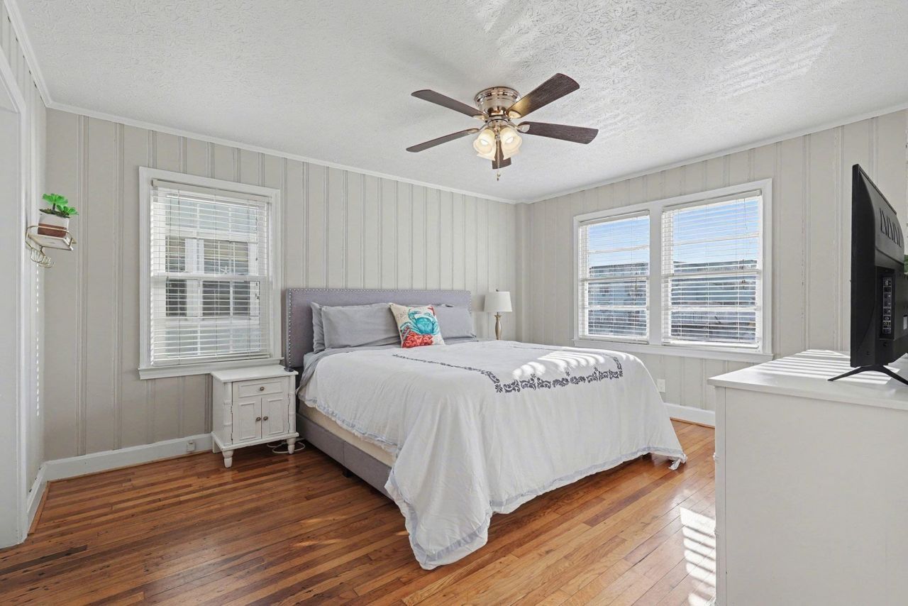 6210 Nixon St. Photo 11