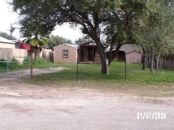 174 Veltri, Beeville, TX 78102
