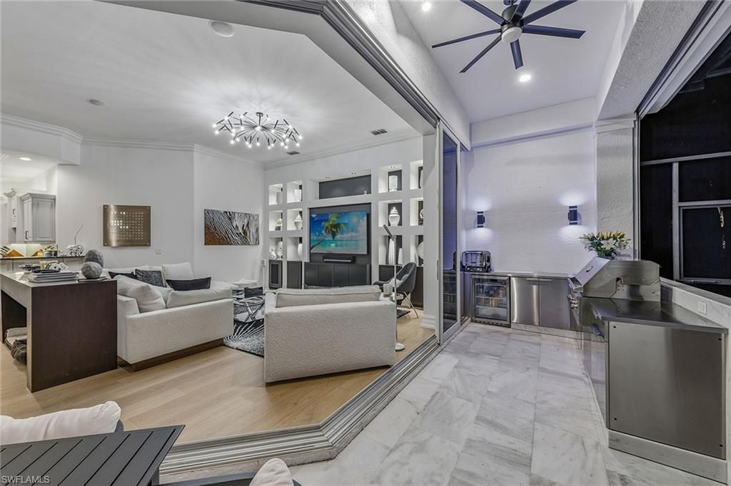 538 Riviera Dr, Naples, FL 34103 Photo