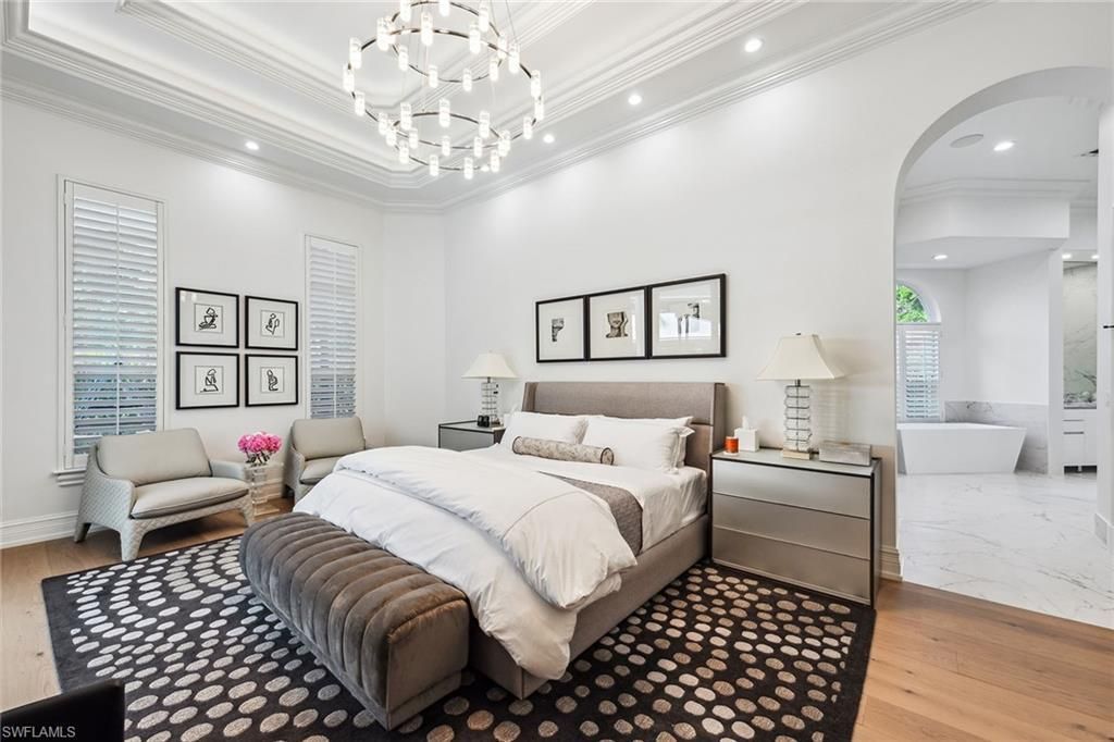 538 Riviera Dr, Naples, FL 34103 Photo