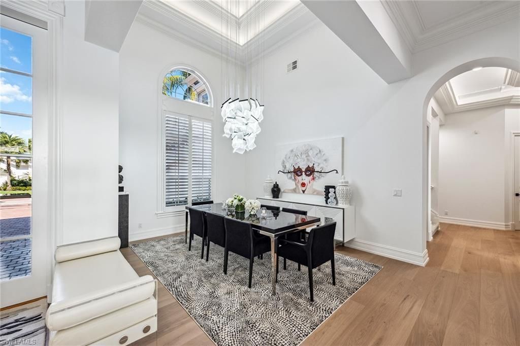 538 Riviera Dr, Naples, FL 34103 Photo