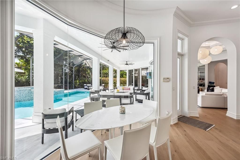 538 Riviera Dr, Naples, FL 34103 Photo