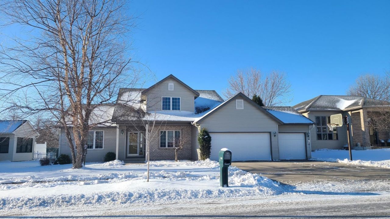 2714 Colleen Street Ne, Rochester, MN 55906 Main Photo