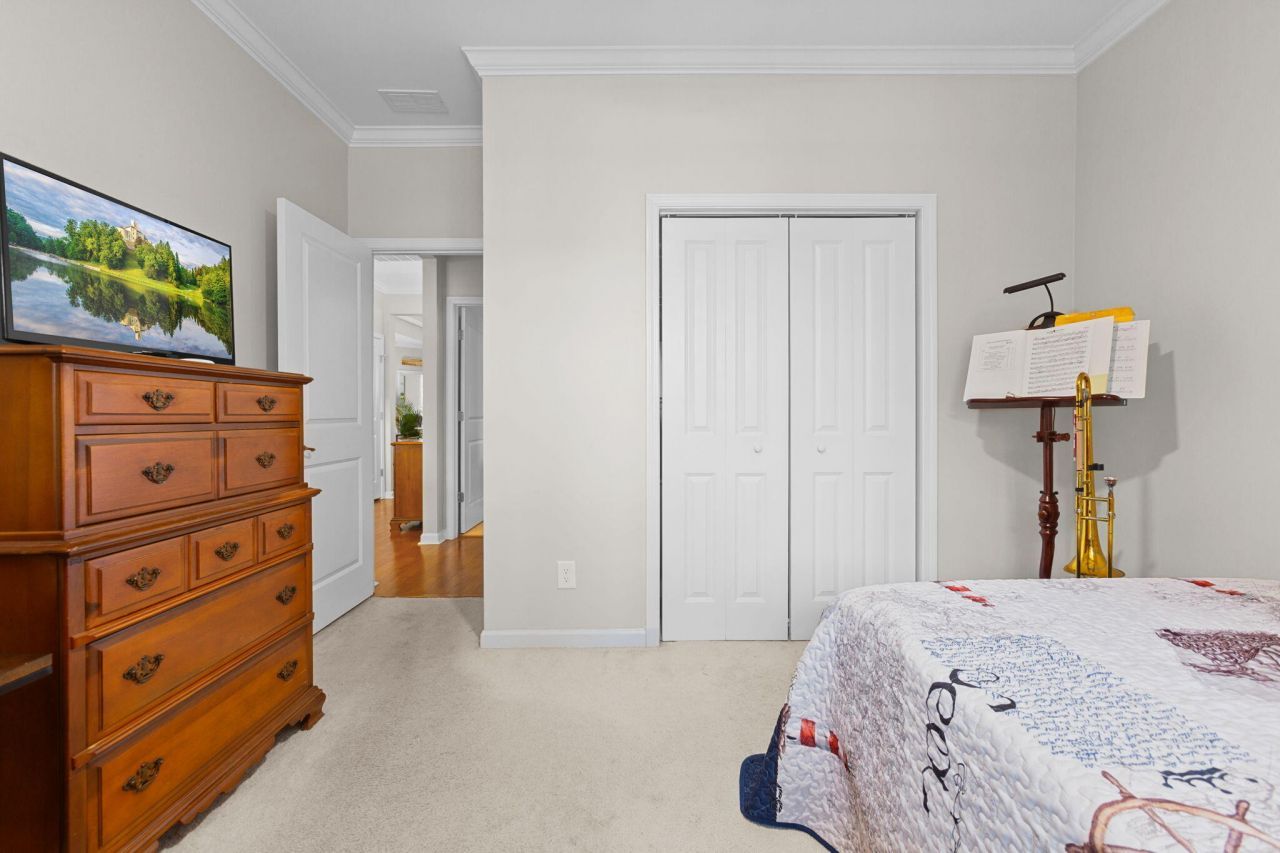 5393 Birdie Lane Photo 16