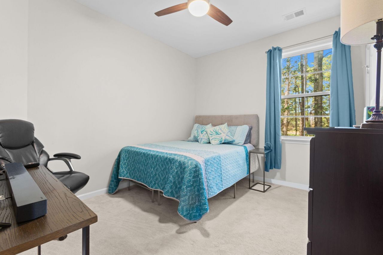 5393 Birdie Lane Photo 17