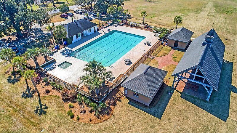 5393 Birdie Lane Photo 32