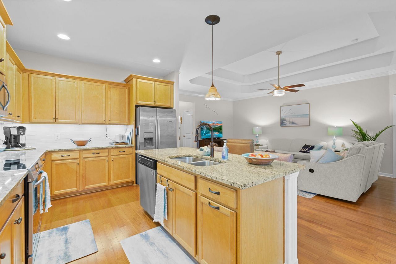 5393 Birdie Lane Photo 8