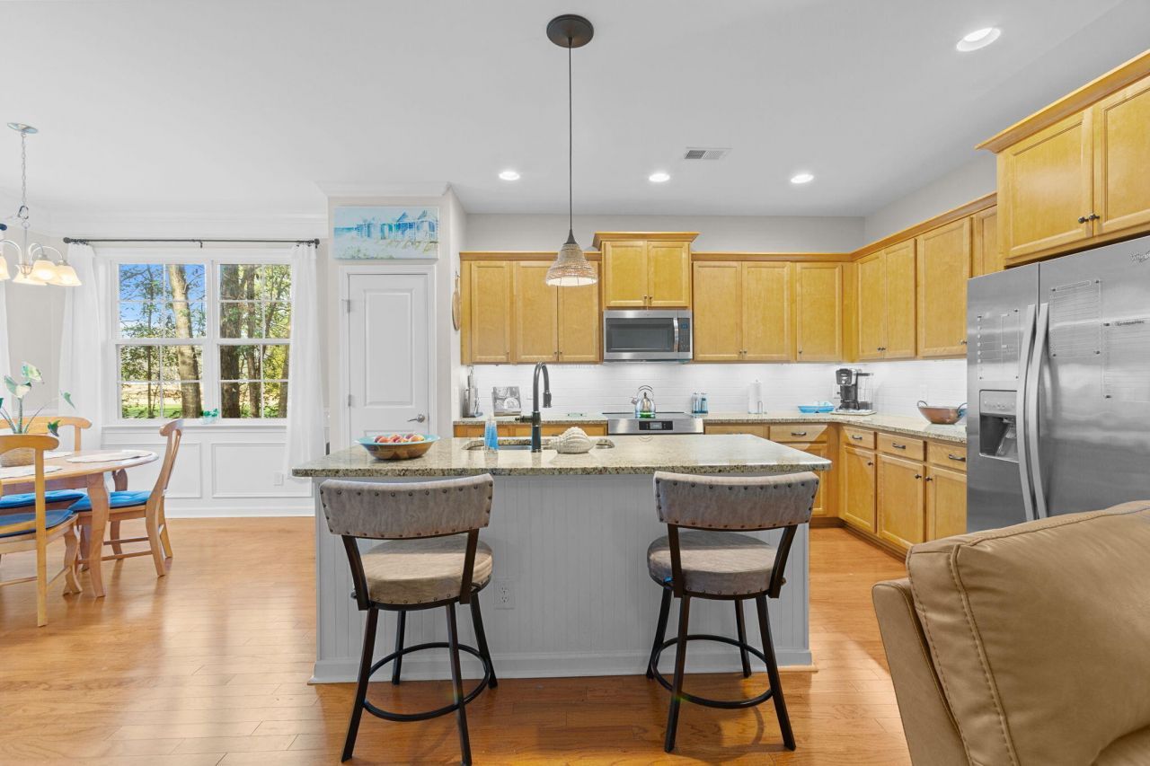 5393 Birdie Lane Photo 9