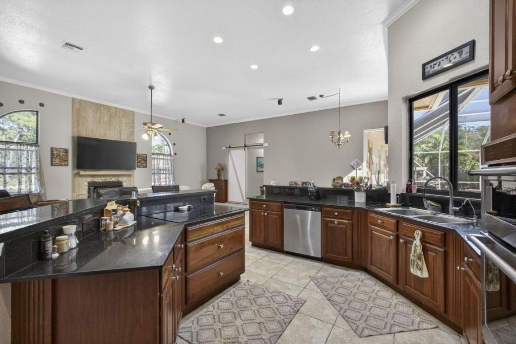 2910 Doe Trail, Loxahatchee, FL 33470 Photo