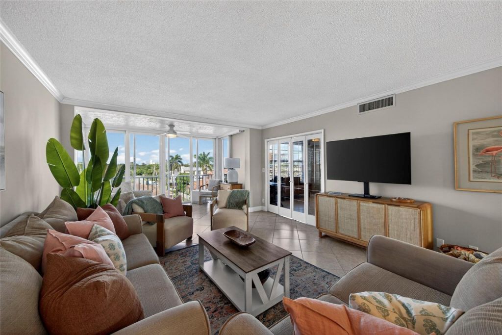 3180 NE 48th Court, Unit 412, Lighthouse Point, FL 33064 Photo