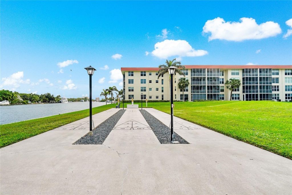 3180 NE 48th Court, Unit 412, Lighthouse Point, FL 33064 Photo