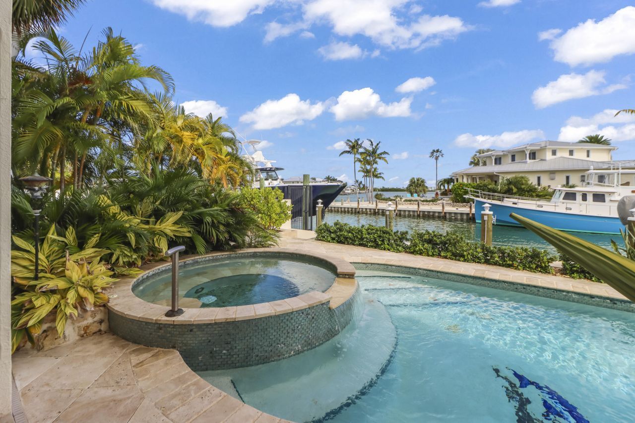 820 12th Street, Key Colony, FL 33051 Photo