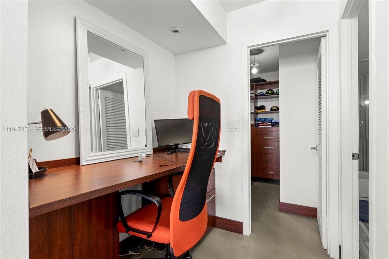 2500 Parkview Dr, Unit 2319, Hallandale Beach, FL 33009 Photo