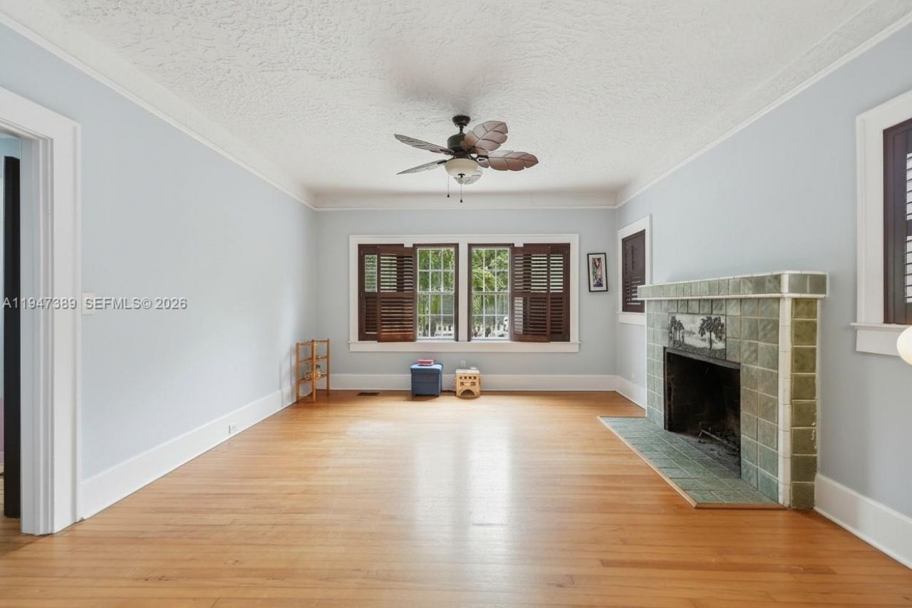 2533 SW 5th St, Miami, FL 33135 Photo