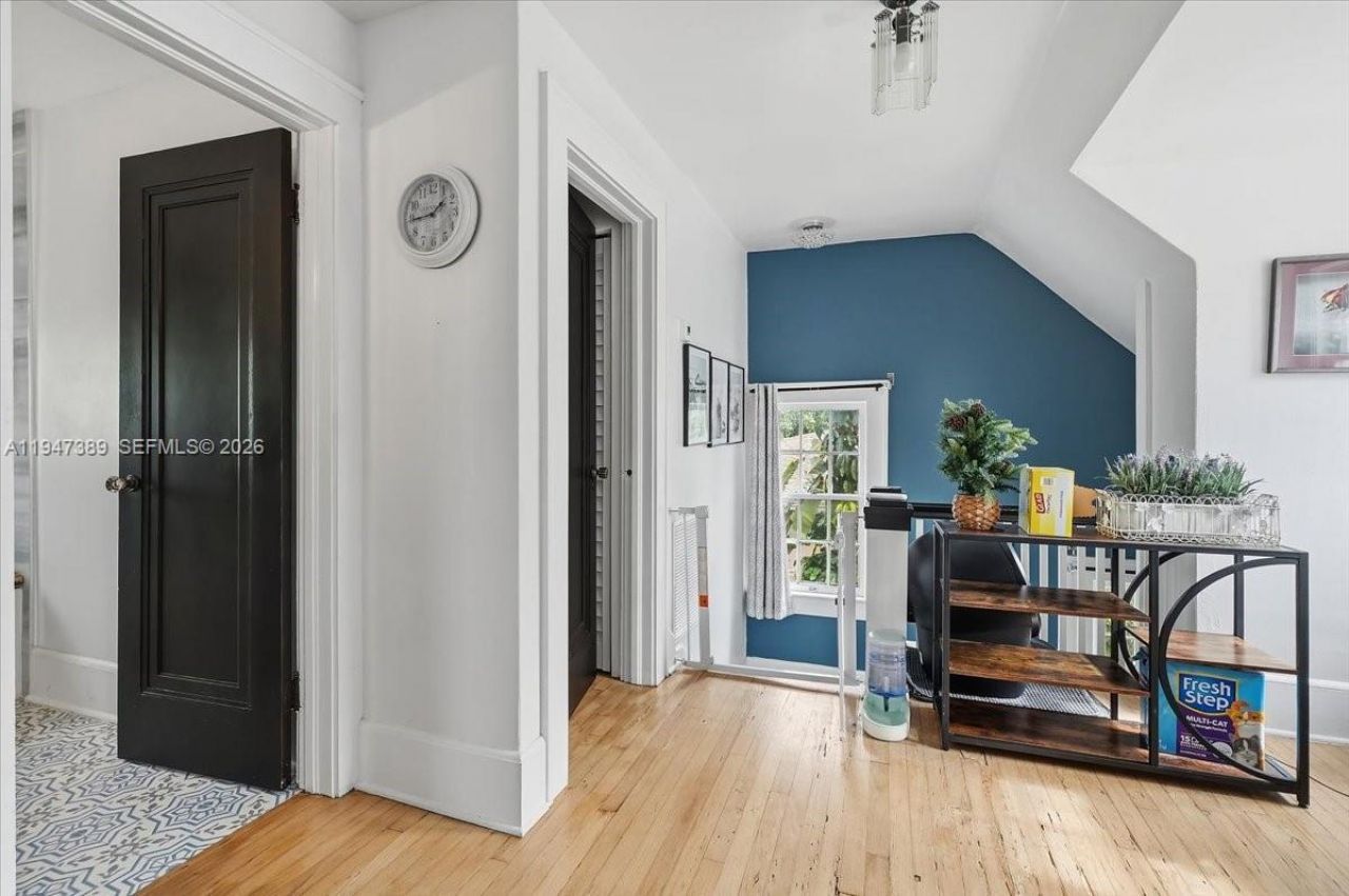 2533 SW 5th St, Miami, FL 33135 Photo