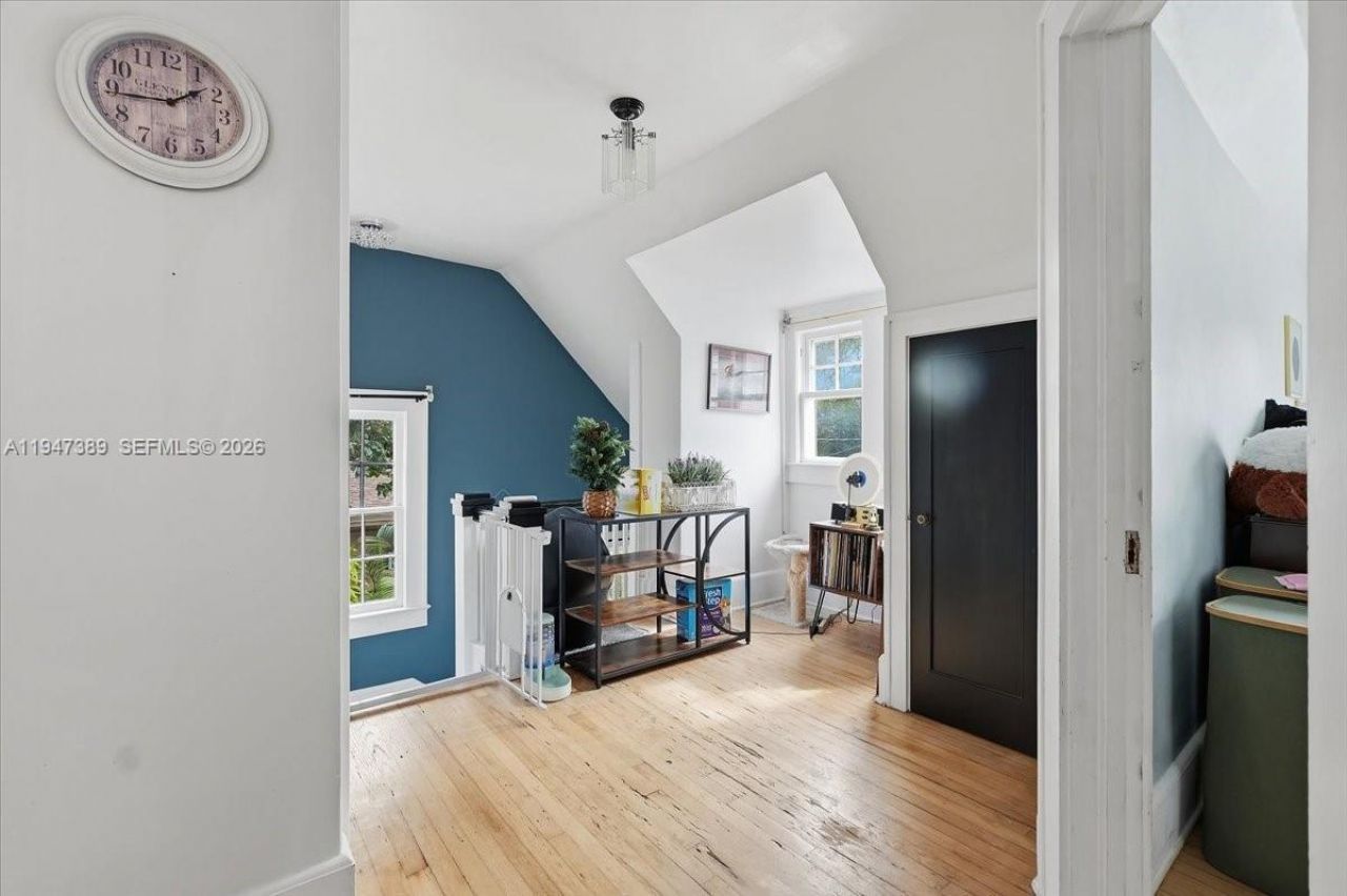 2533 SW 5th St, Miami, FL 33135 Photo