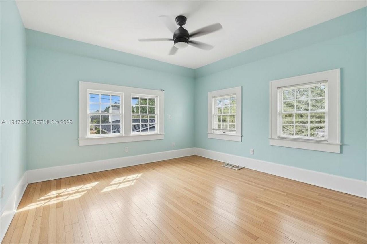 2533 SW 5th St, Miami, FL 33135 Photo