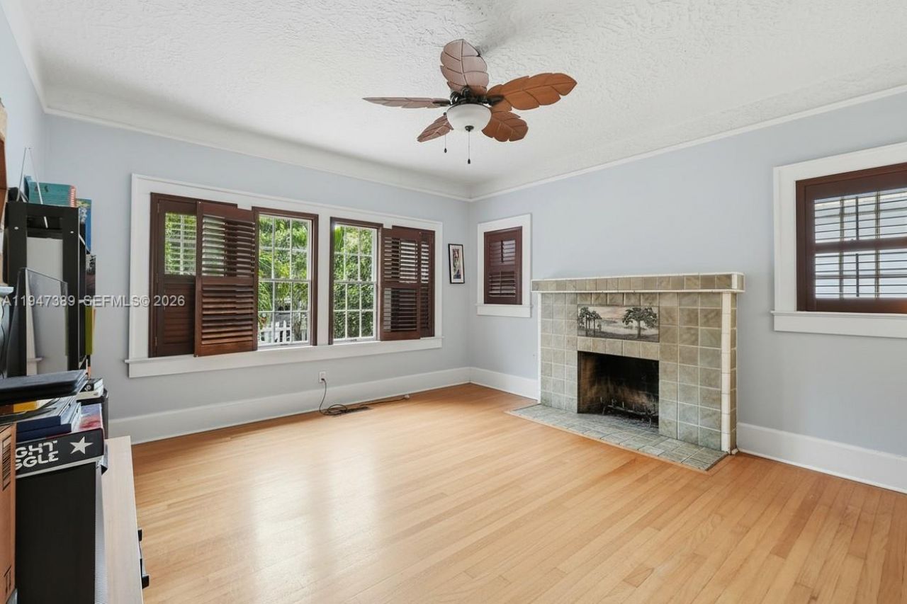 2533 SW 5th St, Miami, FL 33135 Photo