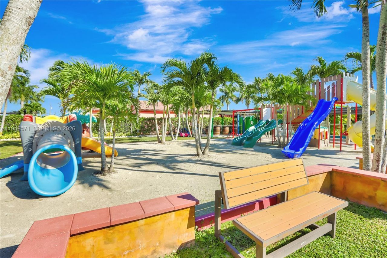 20455 SW 154th Ave , Miami, FL 33187 Photo