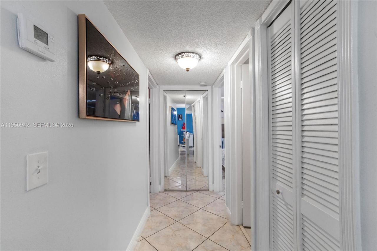 8415 SW 107th Ave, Unit 323W, Miami, FL 33173 Photo