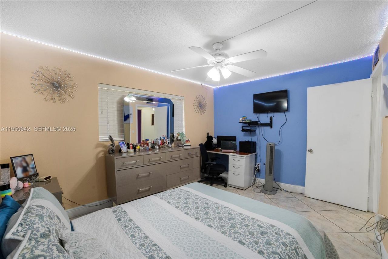 8415 SW 107th Ave , Unit 323W, Miami, FL 33173 Photo