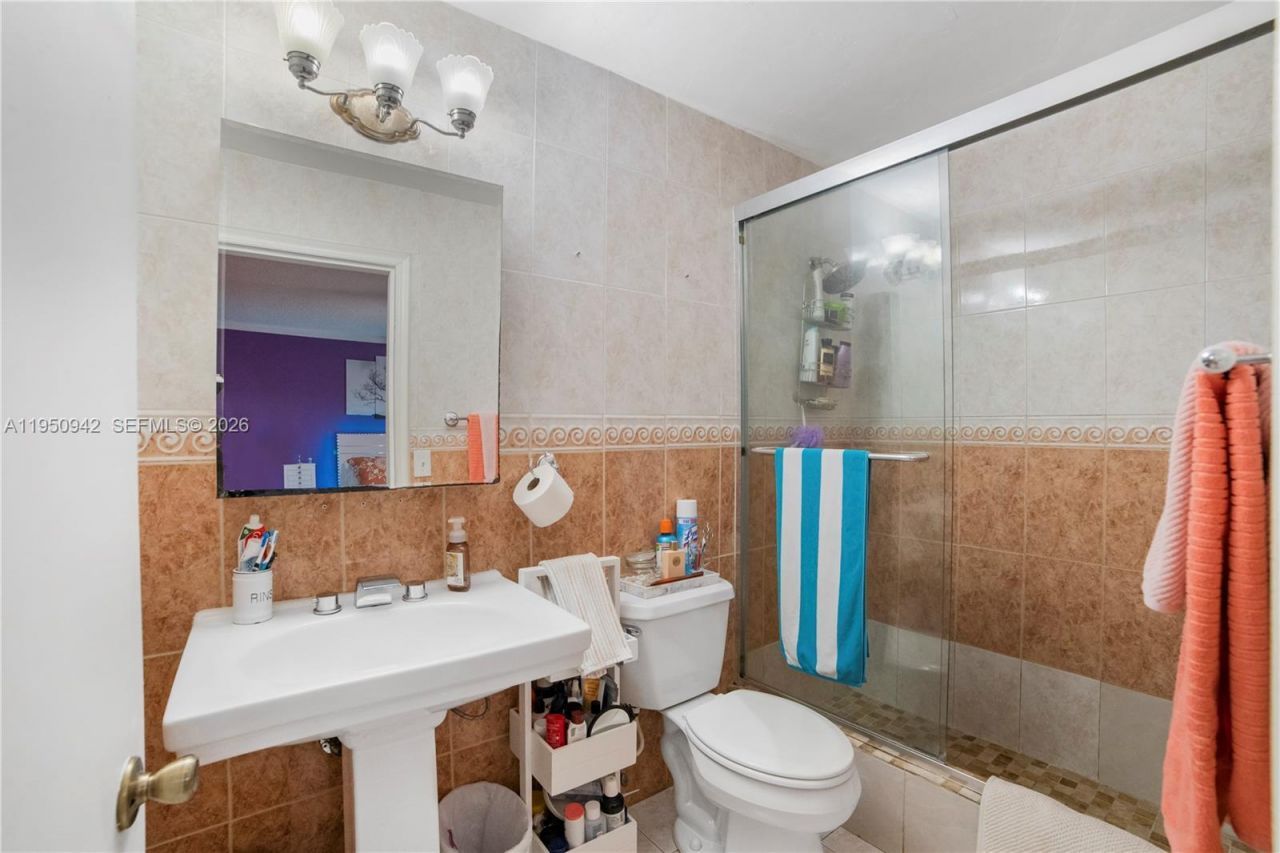 8415 SW 107th Ave, Unit 323W, Miami, FL 33173 Photo