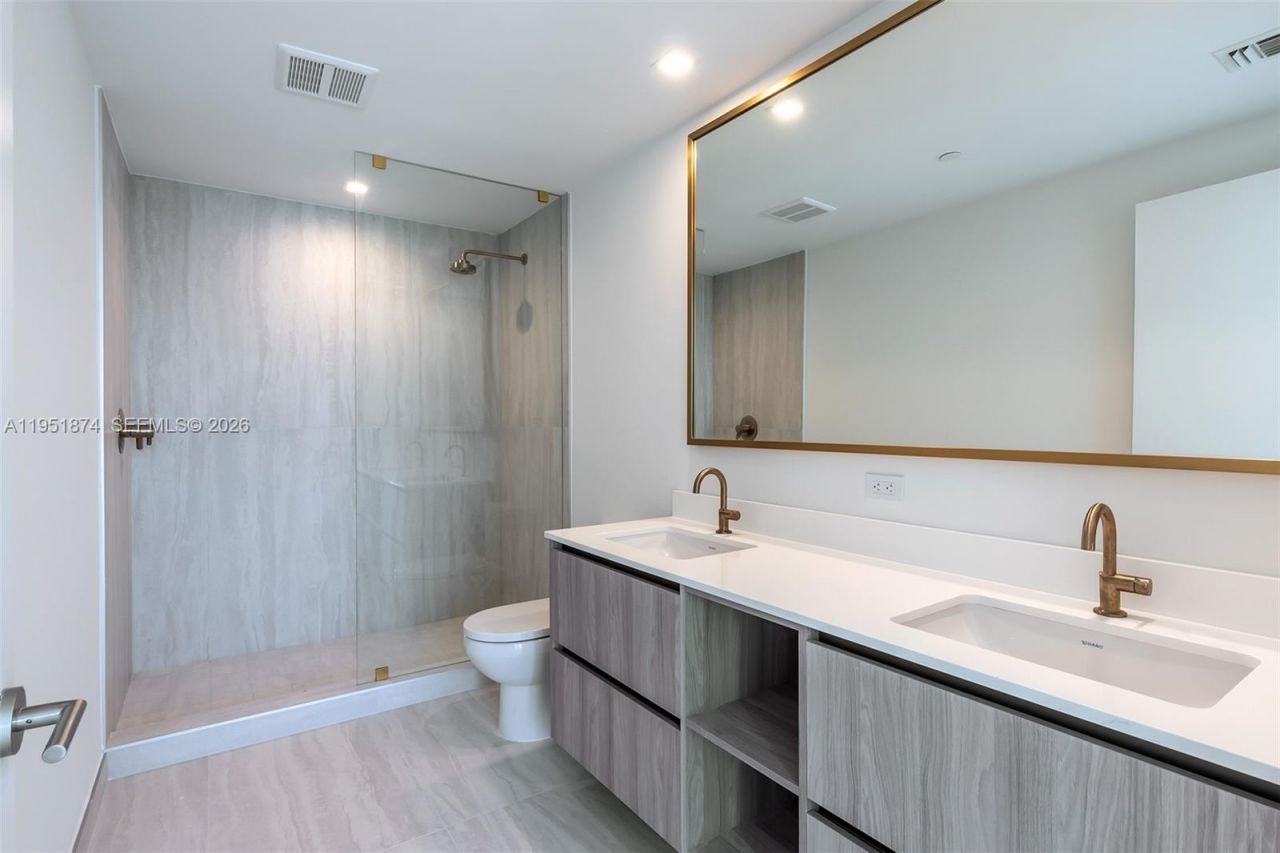 77 SE 5th St, Unit 2615, Miami, FL 33131 Photo