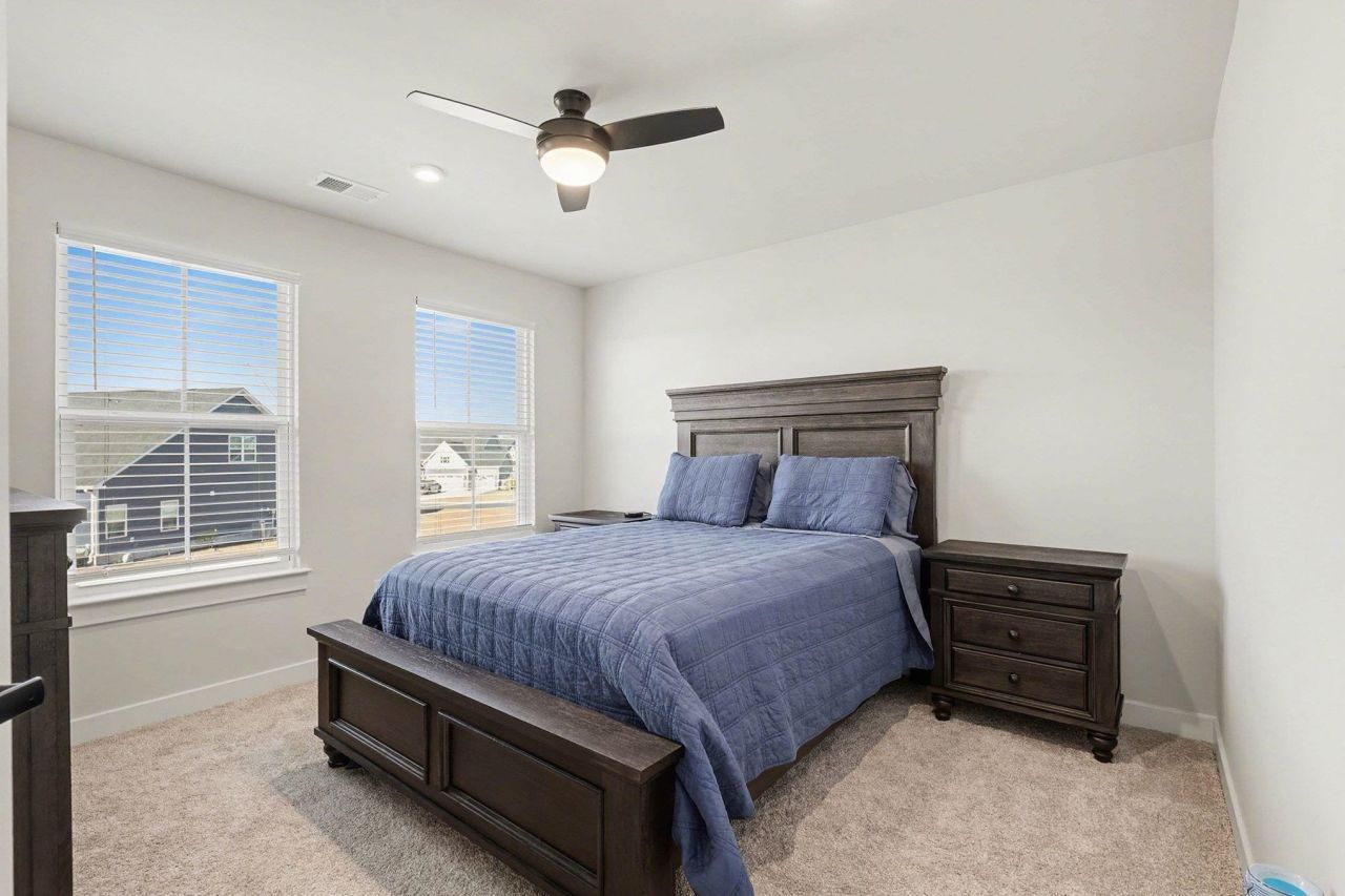 7047 Denim Loop Photo 29