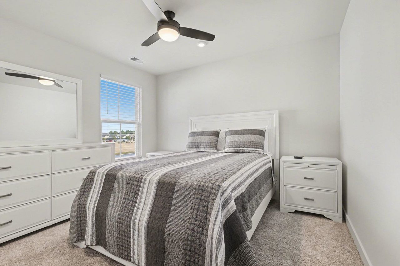 7047 Denim Loop Photo 30