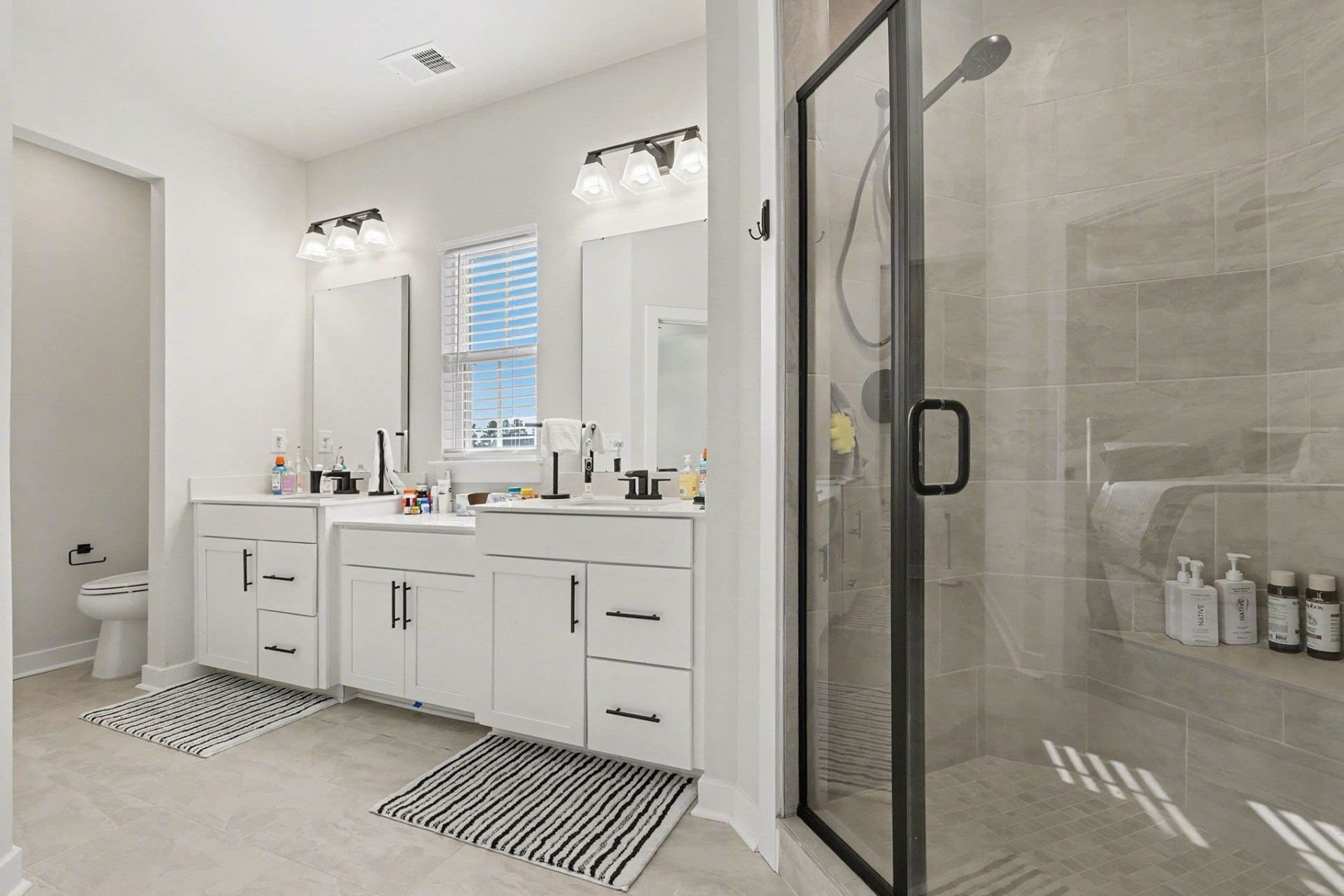 7047 Denim Loop Photo 33