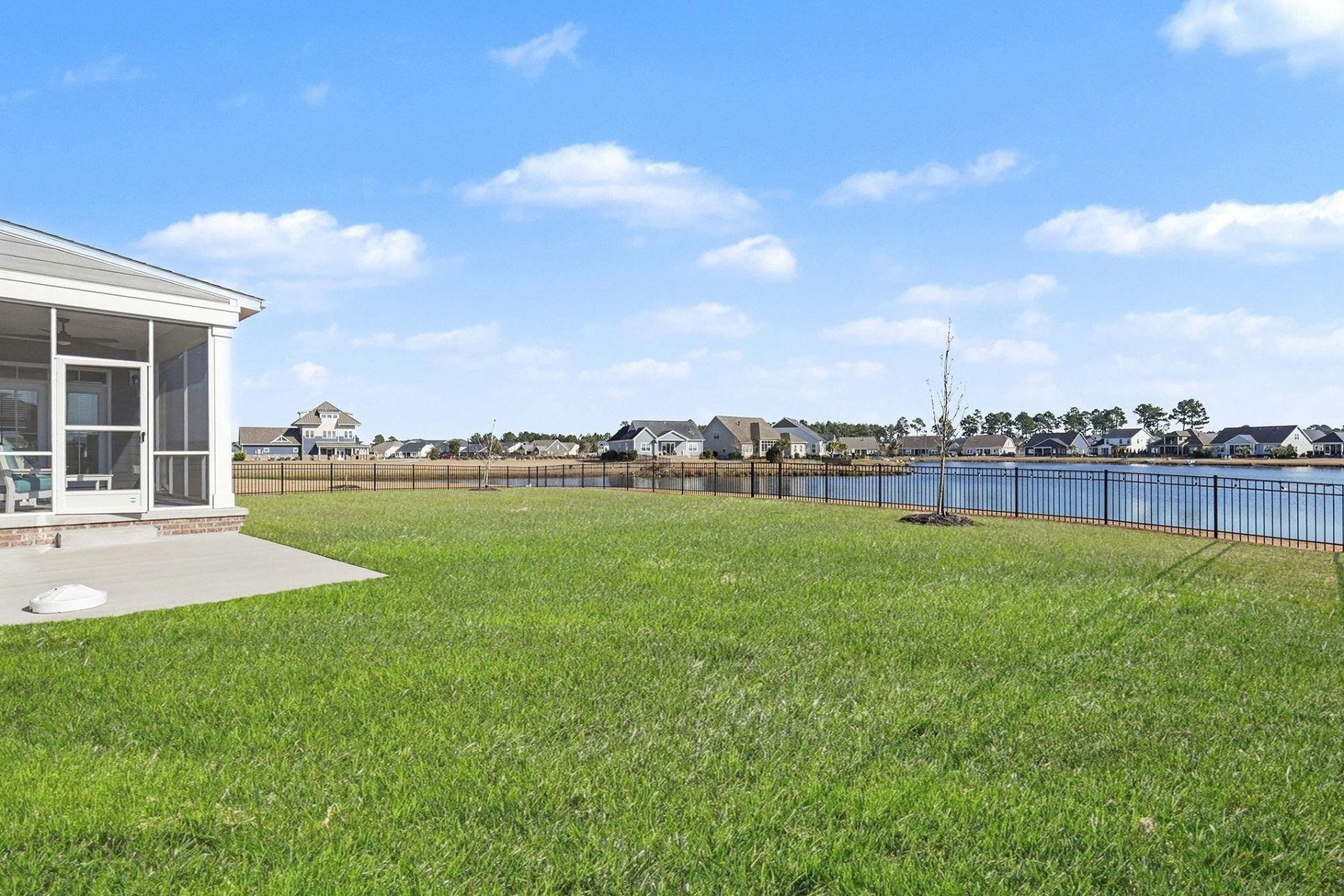 7047 Denim Loop Photo 47