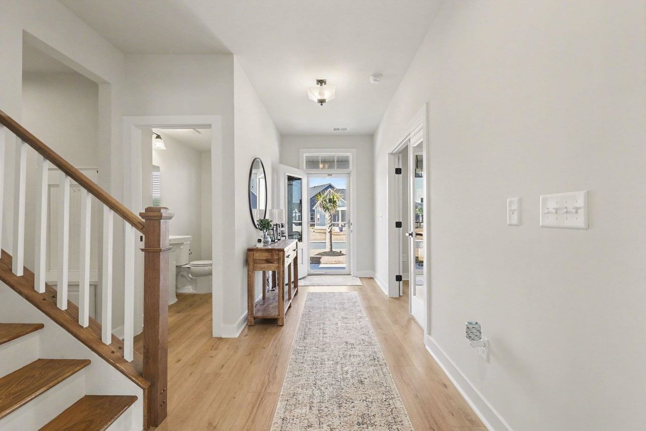 7047 Denim Loop Photo 7