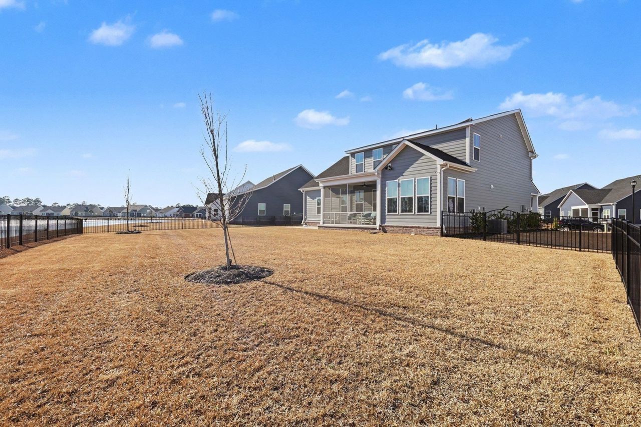 7047 Denim Loop Photo 8