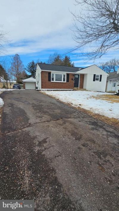 113 E Vine Street, Hatfield, PA 19440 Main Photo