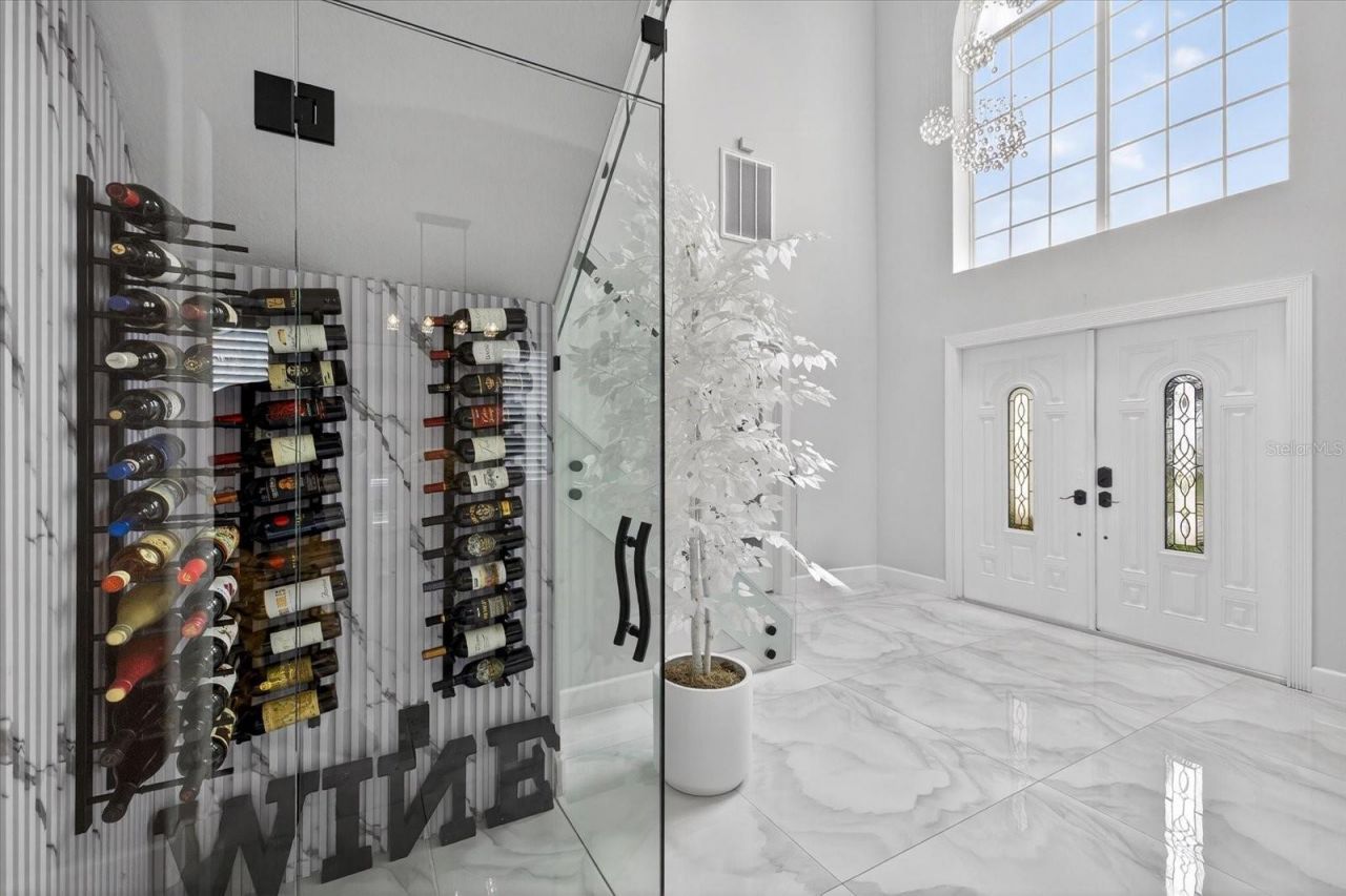 811 Sandcastle Circle, Brandon, FL 33511 Photo